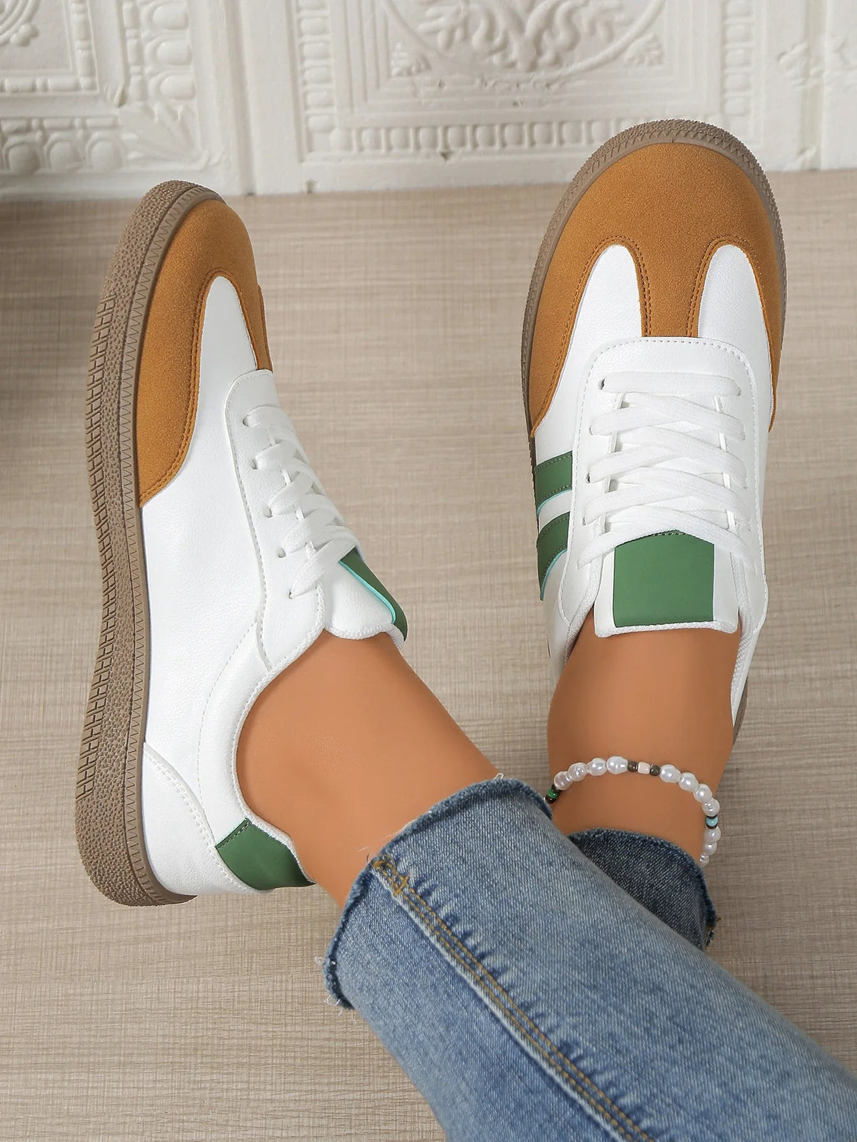 Casual damessneakers met veters