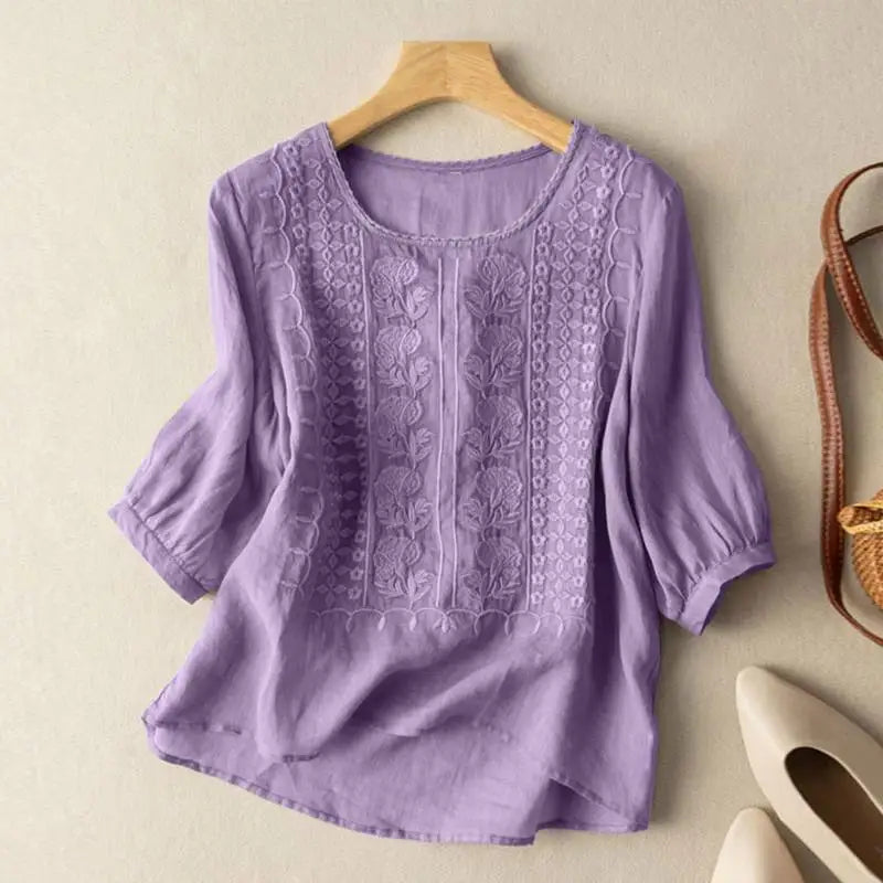 Geborduurde damesblouse in losse pasvorm