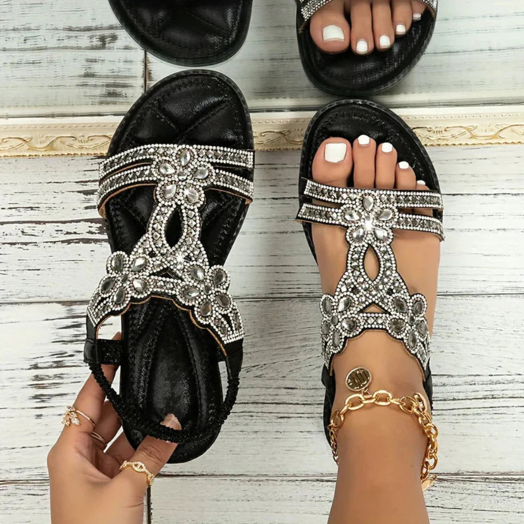 Gedecoreerde platte T-band sandalen voor dames