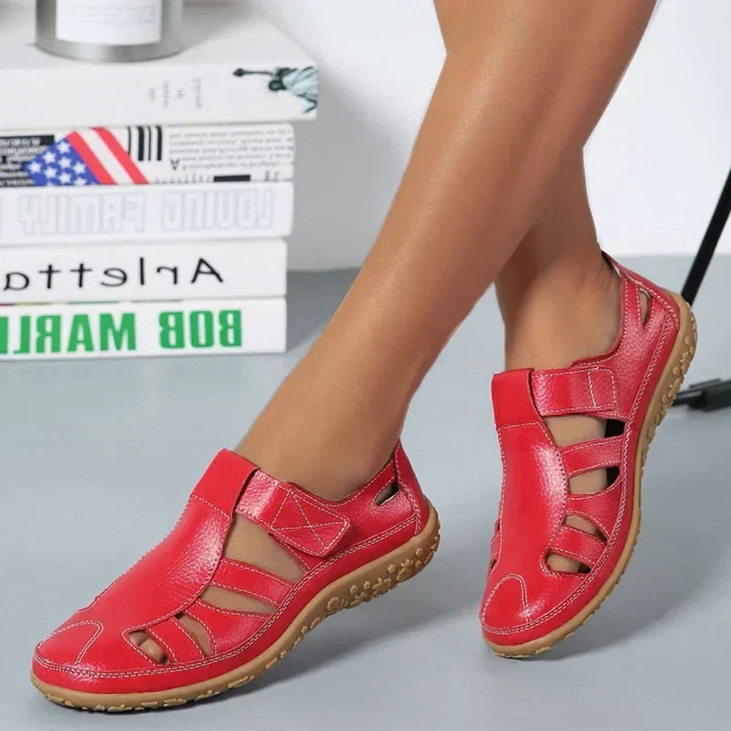 Ademende fisherman-sandalen met uitsnijdingen voor dames