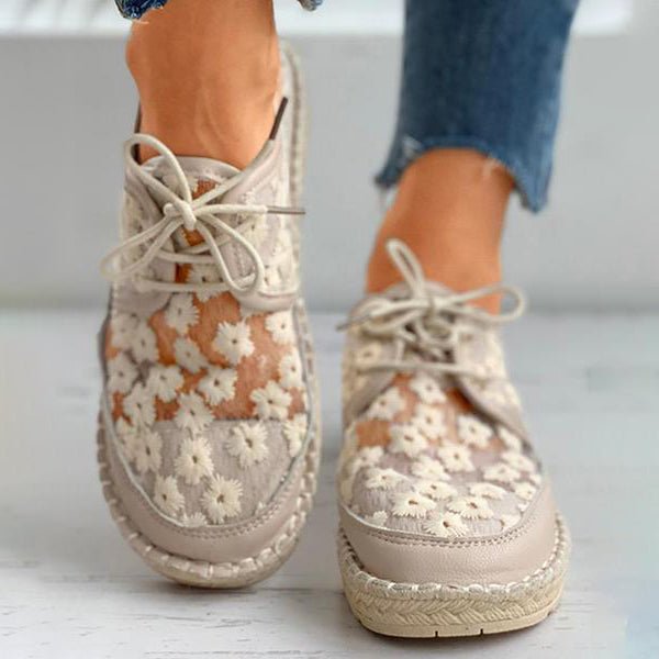 Ademende orthopedische schoenen met herfstpatroon