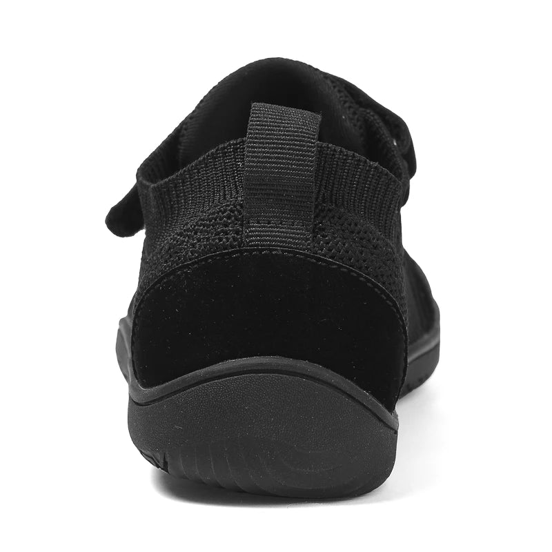 Barefoot sneakers voor kinderen met brede neus en handige klittenbandsluiting