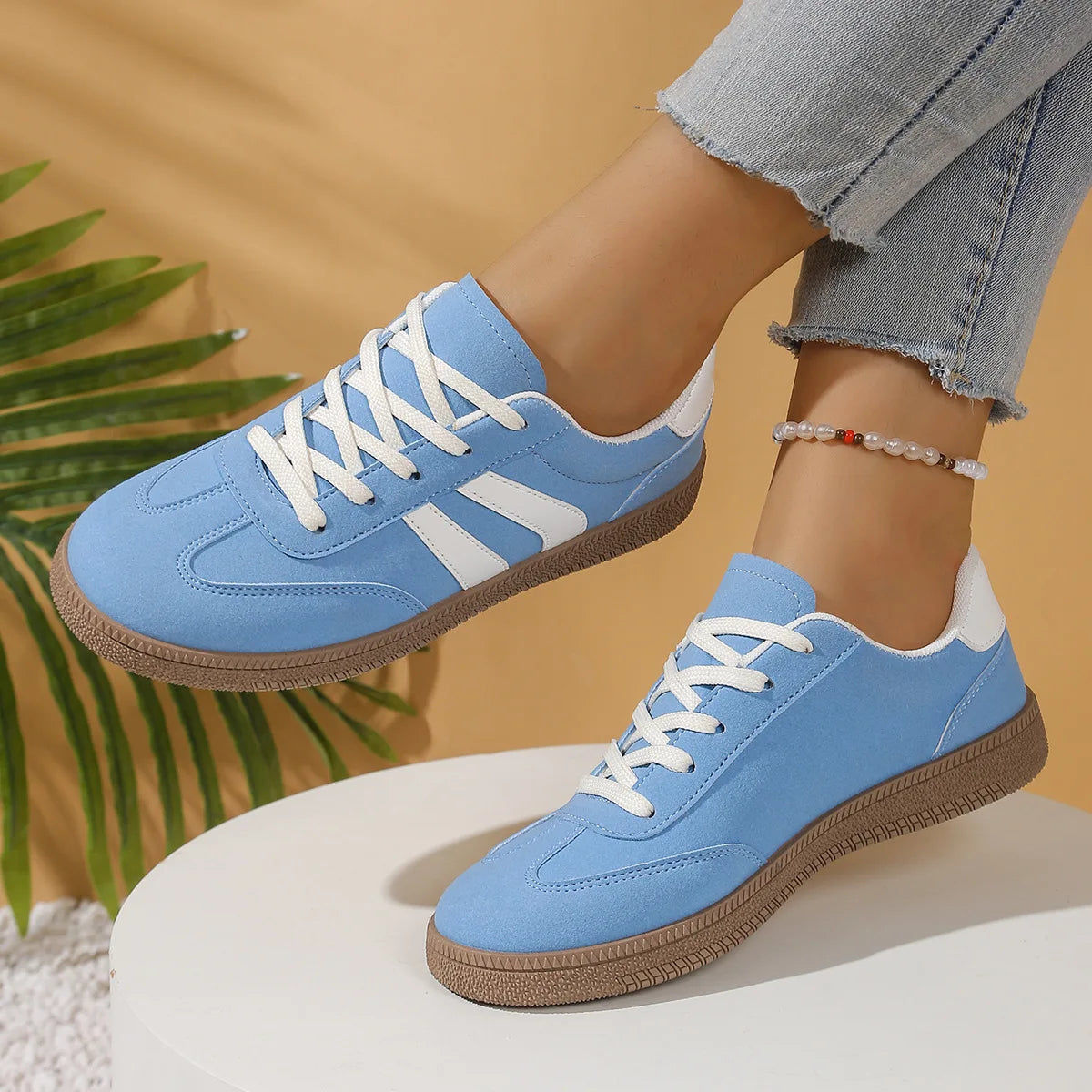 Casual damessneakers met veters