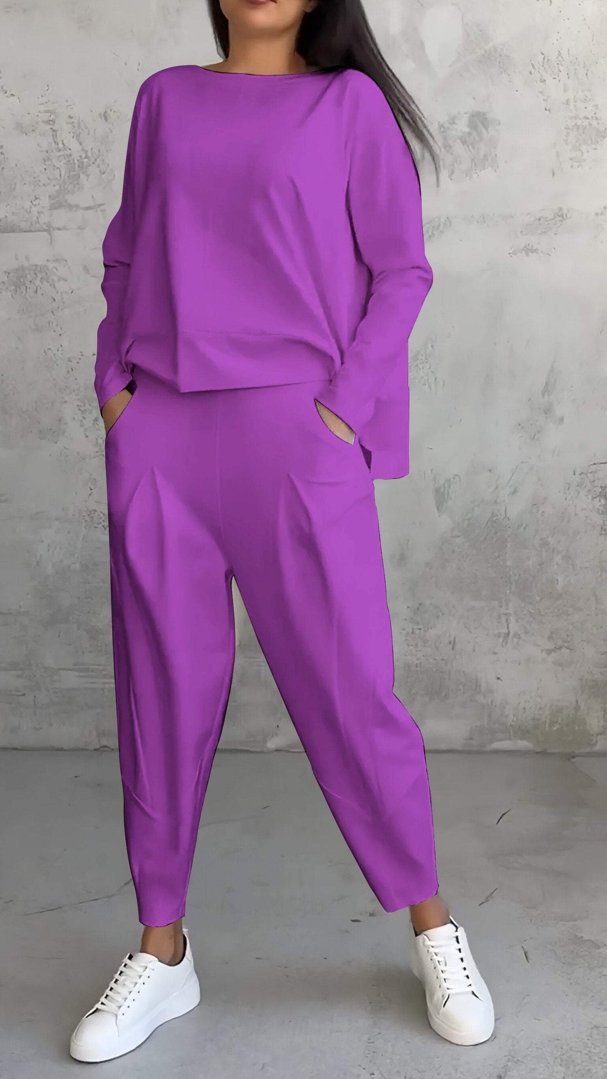 Casual zomerset voor dames met losvallende trui en taps toelopende broek