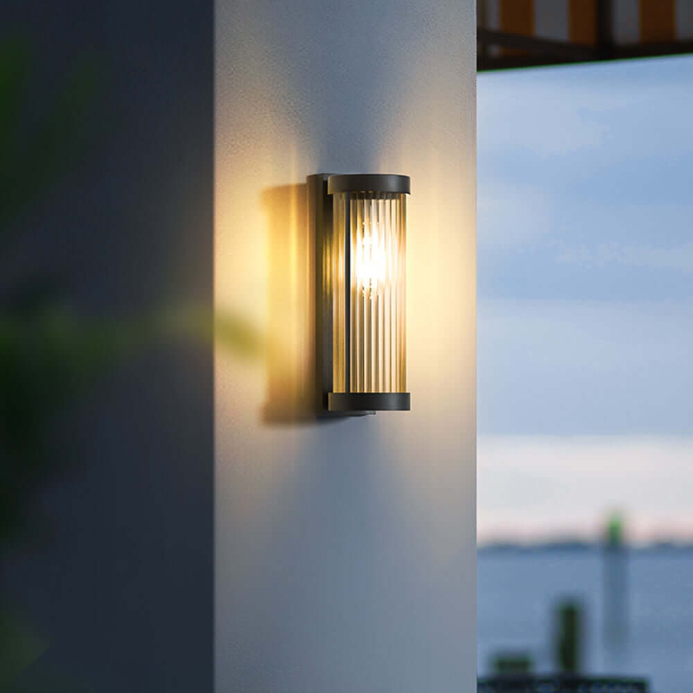 Cilindrische solarlamp voor buiten van metaal en glas