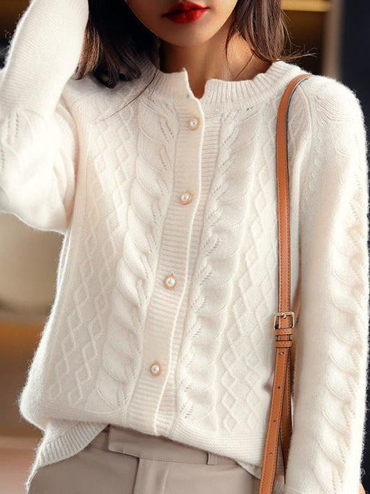 Dames gebreid vest met kabelpatroon