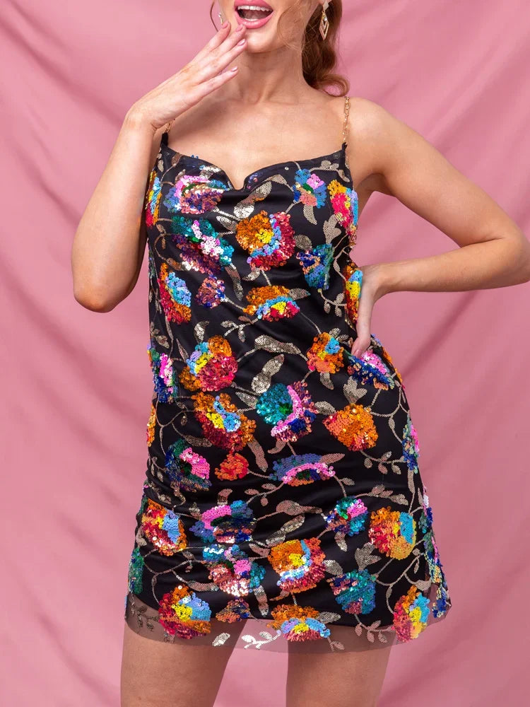 Dames mini-slipdress met bloemenmotief, open rug en kettingschouderbandjes