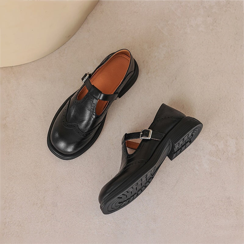 Dames T-band schoenen – Gestructureerde look met geperforeerde details