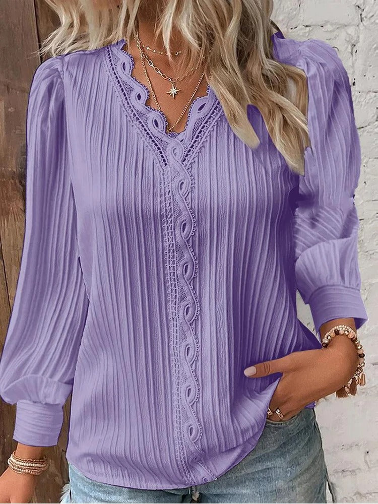 Damesblouse met V-hals en kant