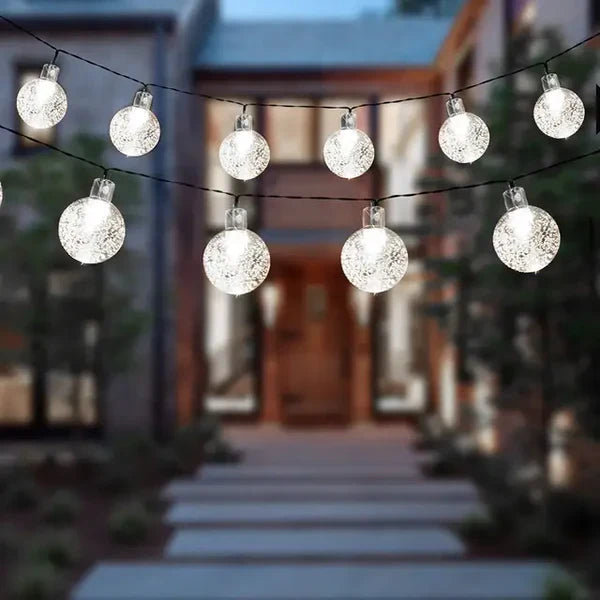 Decoratieve Solar Lichtslinger voor Buiten – Elegant Design en Automatisch Opladen op Zonne-energie