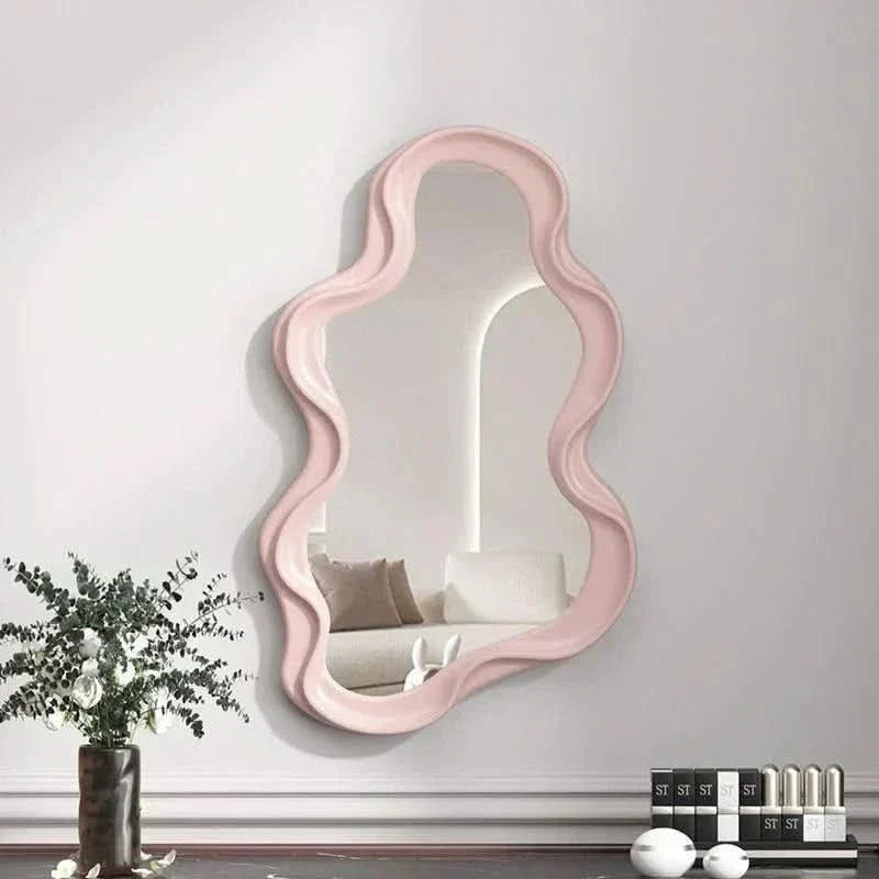 Decoratieve wandspiegel in wolkvorm voor in huis
