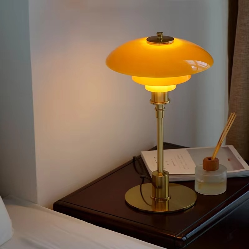 Deens design led-tafellamp