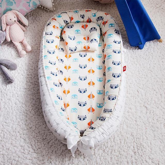 Draagbaar babynestje & knuffelnestje