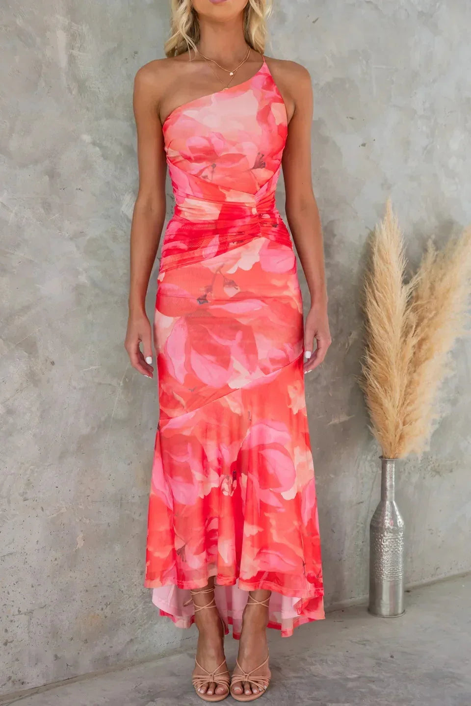 Elegante bloemen midi-jurk voor warm weer