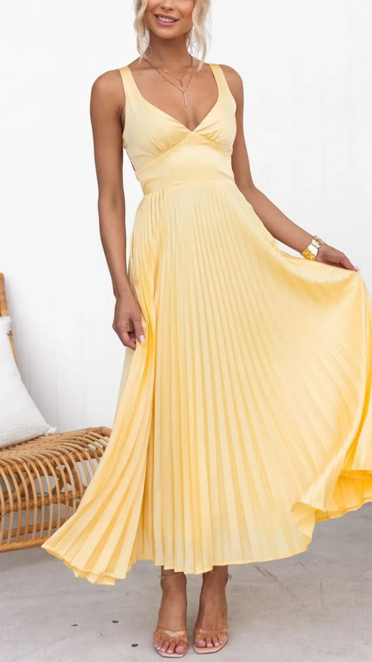 Elegante gele plissé maxi-jurk met V-hals
