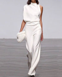 Elegante jumpsuit met hoge kraag