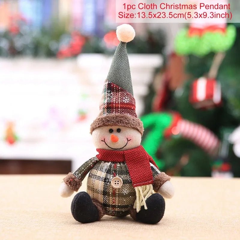 Elegante kerstmanpop – Gedetailleerd vormgegeven outfit, warm expressief gezicht