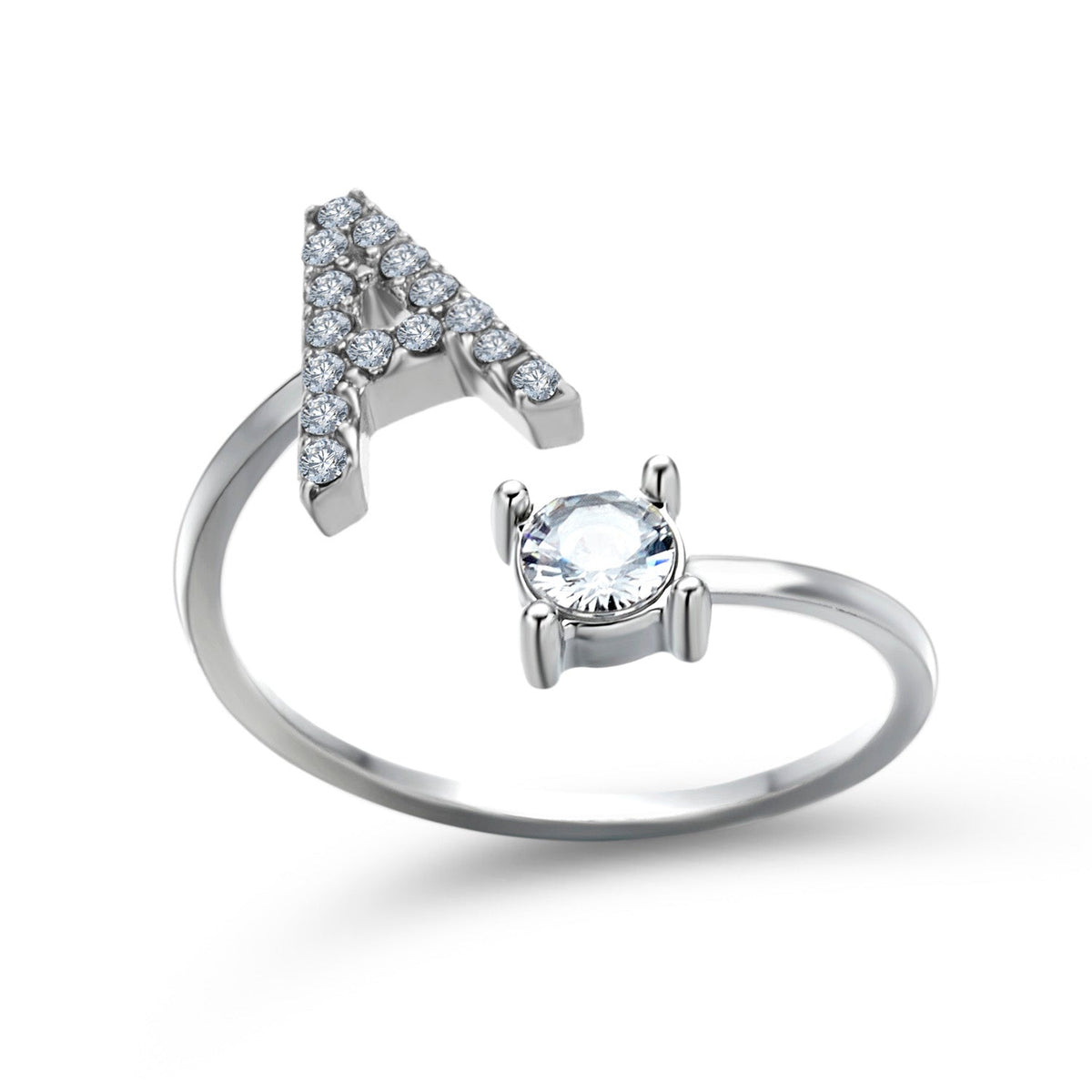 Elegante ring met initialen om herinneringen levend te houden