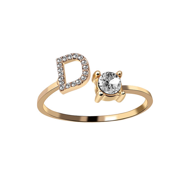 Elegante ring met initialen om herinneringen levend te houden