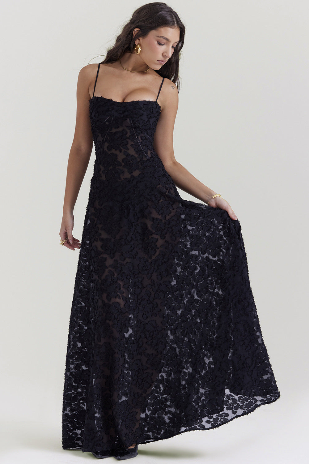 Elegante zijden maxi-jurk voor dames – nauwsluitende pasvorm met spaghettibandjes