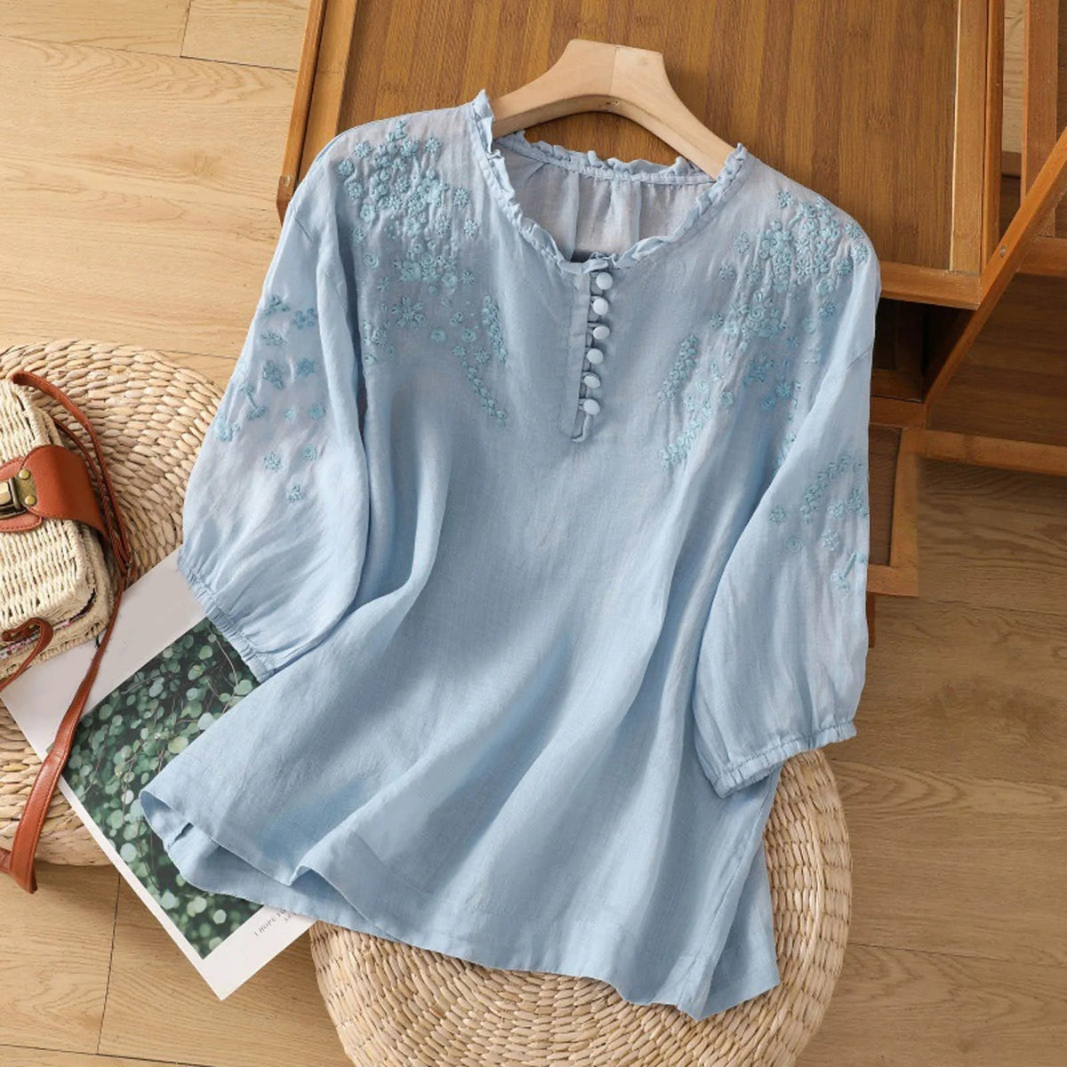 Geborduurde damesblouse met 3/4-mouwen