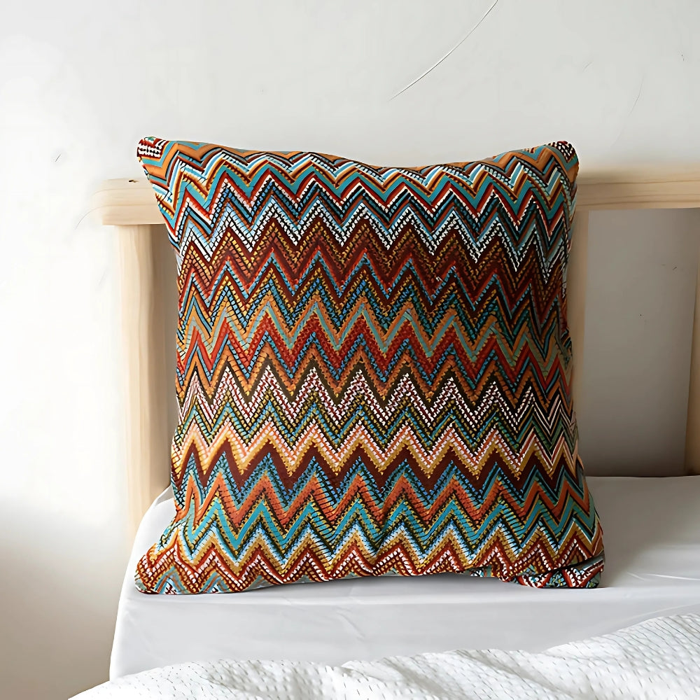 Gebreide boho kussenhoes met zigzagpatroon