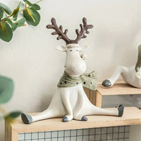 Handgemaakt rendierbeeldje met sjaal voor feestelijke kerstdecoratie
