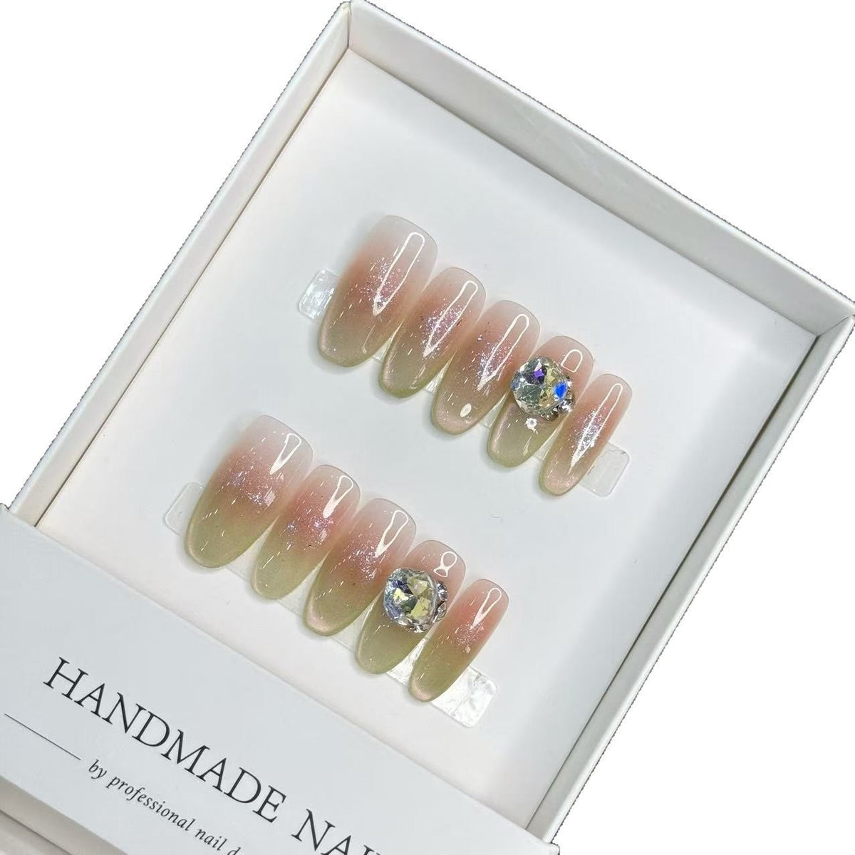 Handgemaakte kunstnagels