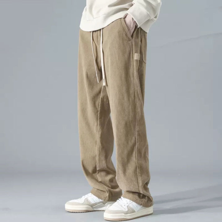 Herenbroek met wijde pijpen – Loose fit, elastische tailleband, zacht materiaal, bruin of lichtgrijs