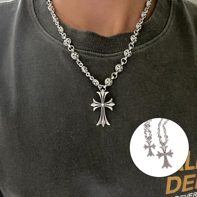 Ketting met decoratieve kruishanger in zilverkleur