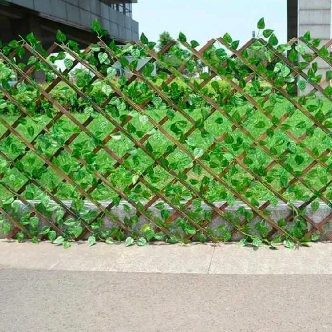 Kunstklimop schuttingmat voor directe privacy in het groen