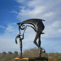 Sculptuur kussend paard