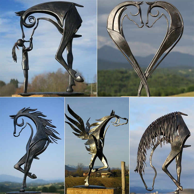 Sculptuur kussend paard
