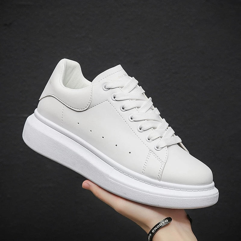 Modieuze zomersneakers met plateau en chunky zool