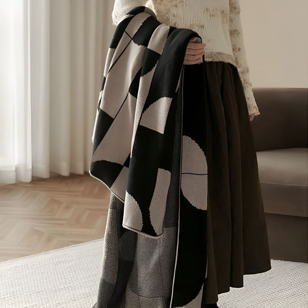 Monochroom geometrisch woondeken