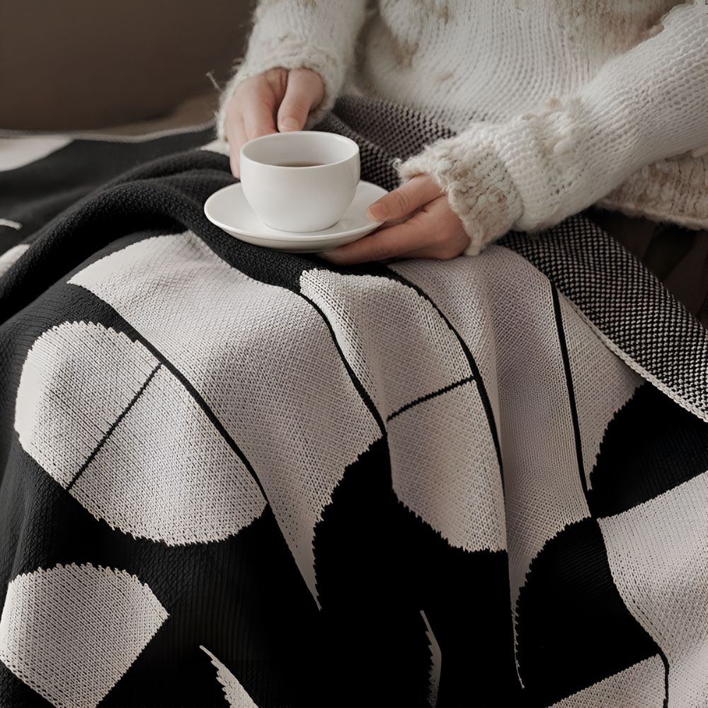 Monochroom geometrisch woondeken