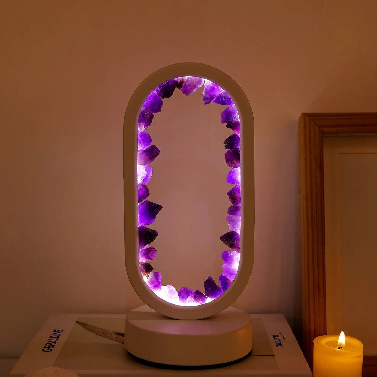 Natuurlijke amethist kristallamp – ontspannende gloed voor slaapkamer en meditatie