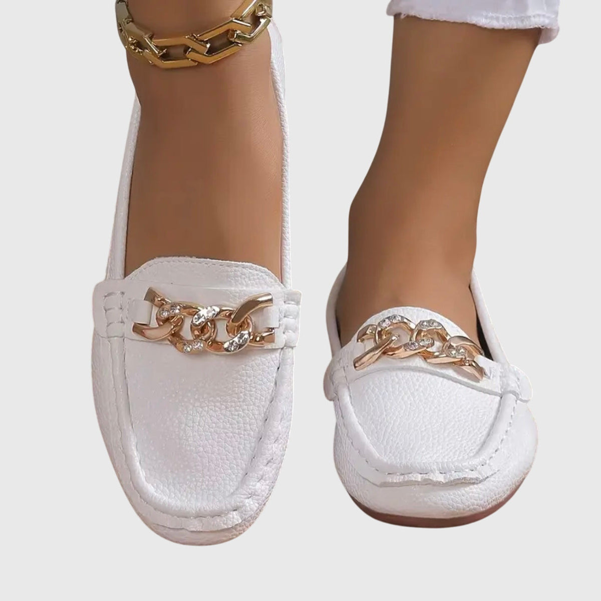 Orthopedische mocassins met gewatteerde binnenzool en antislipzool - elegante zwarte mocassins met goudkleurig detail