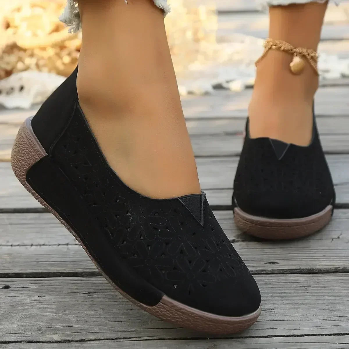 Orthopedische mocassins voor dames met leren bovenwerk en sleehakzool
