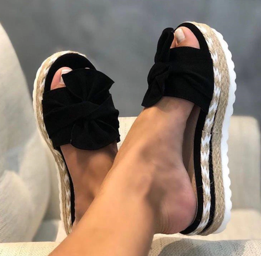 Orthopedische sandalen met strik