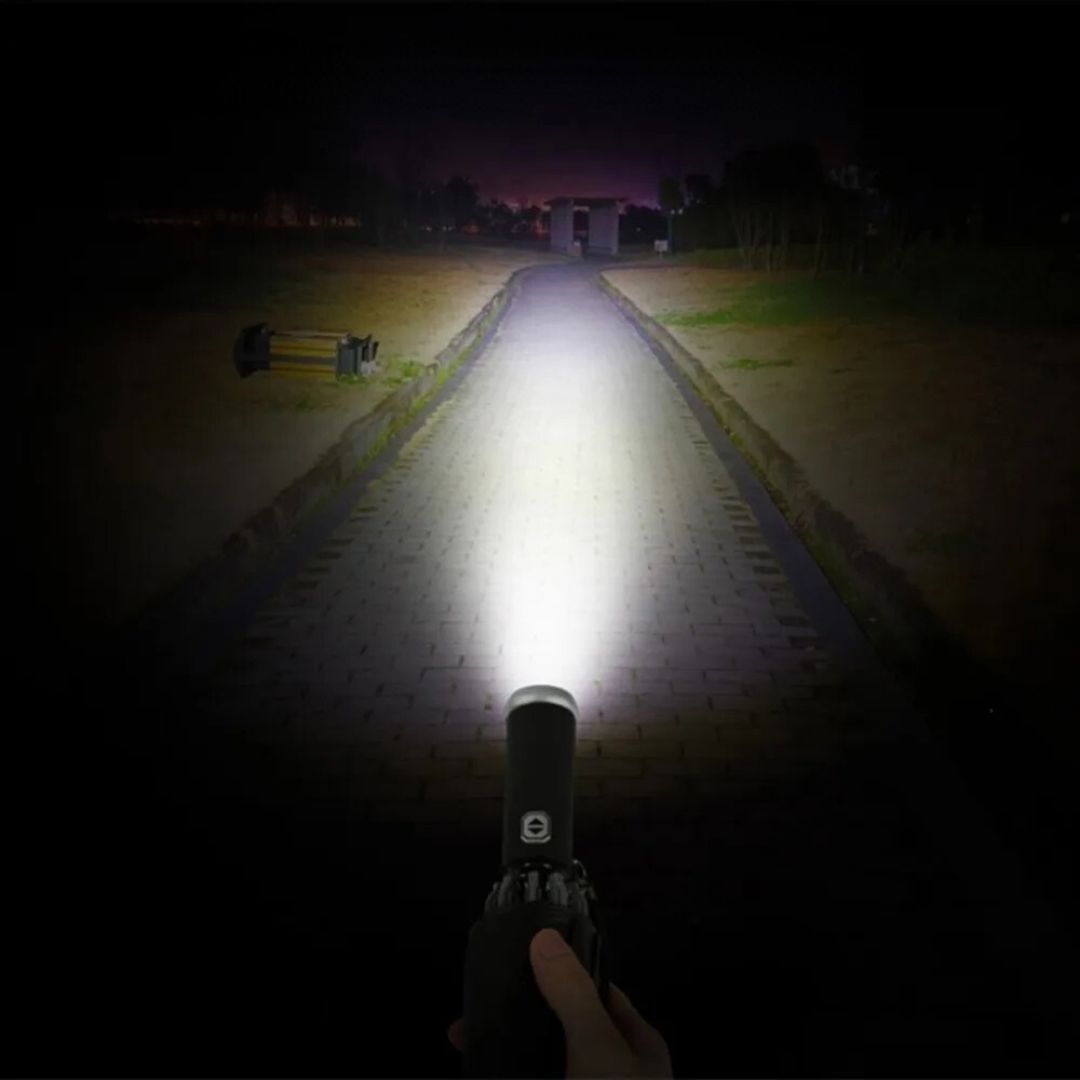 Paraplu met led en ingebouwde zaklamp