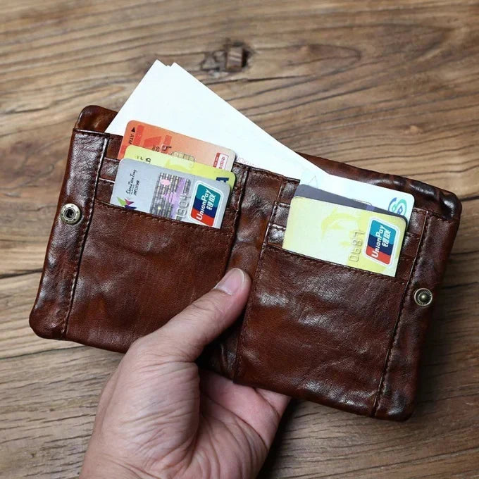 Portemonnee van volnerfleer met patina