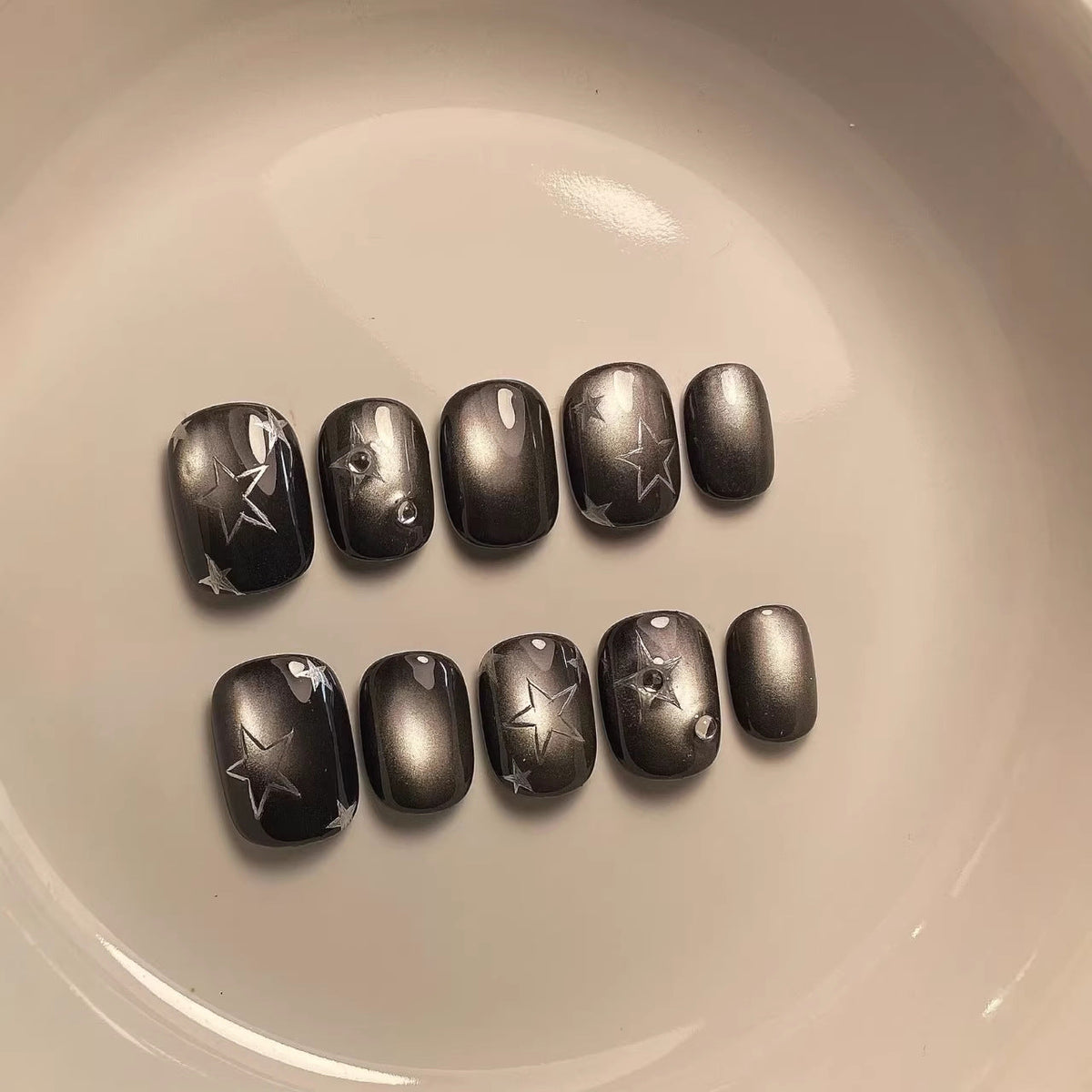 Set press-on nagels versierd met sterren