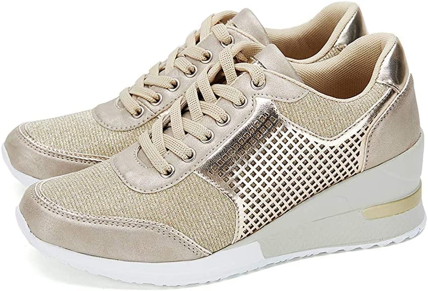 Sneakers met sleehak