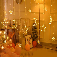 Ster- en maanvormige slinger voor feestdecoratie