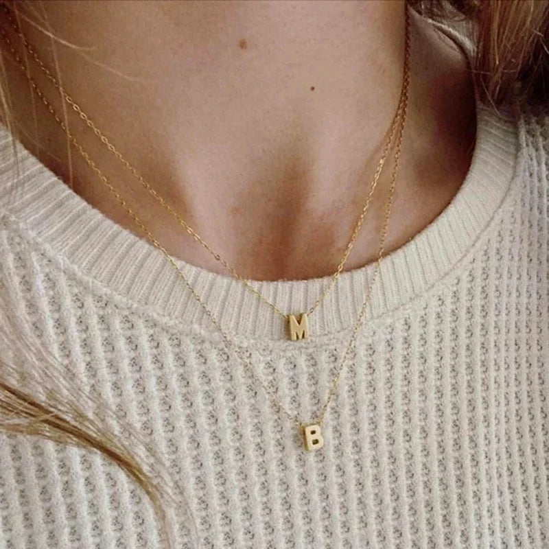 Subtiele Minimalistische Ketting met Initiaal