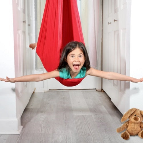 Therapeutische sensorische schommel ter ondersteuning van de concentratie van kinderen