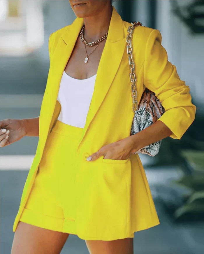 Trendy elegante blazer en shorts set - Dameskleding