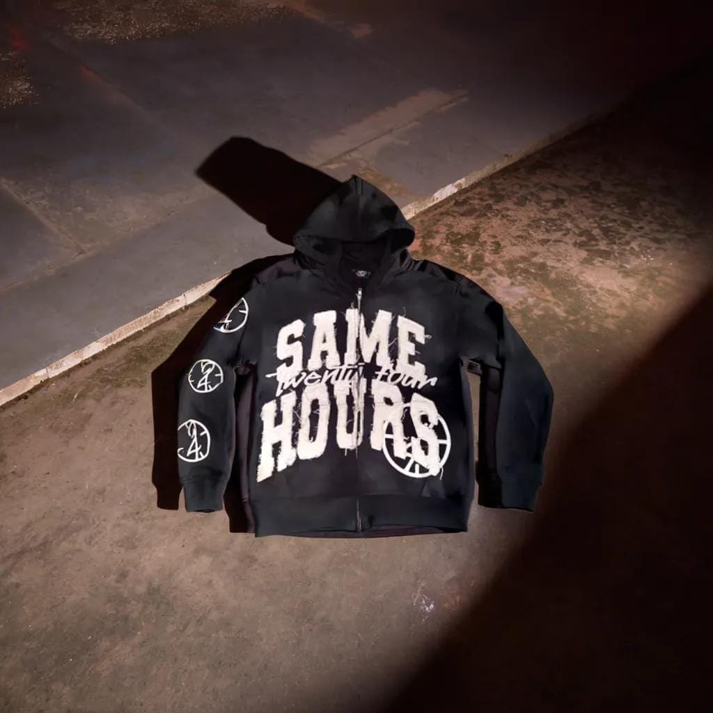 Vest met ritssluiting en 'Same Hours'-opdruk