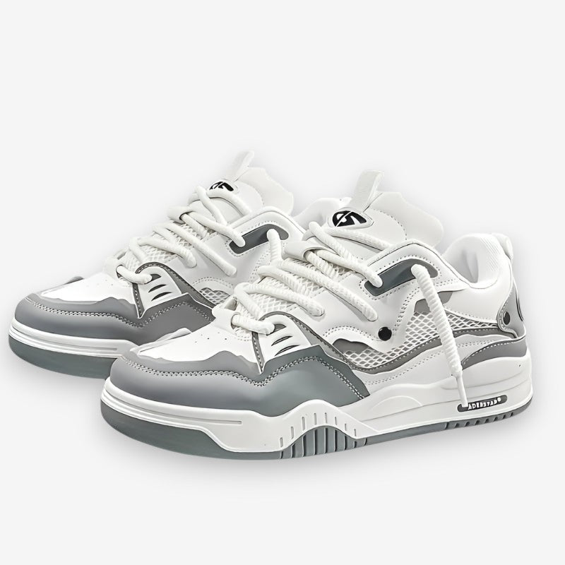 Vetersneakers met dikke zool en geometrisch patroon